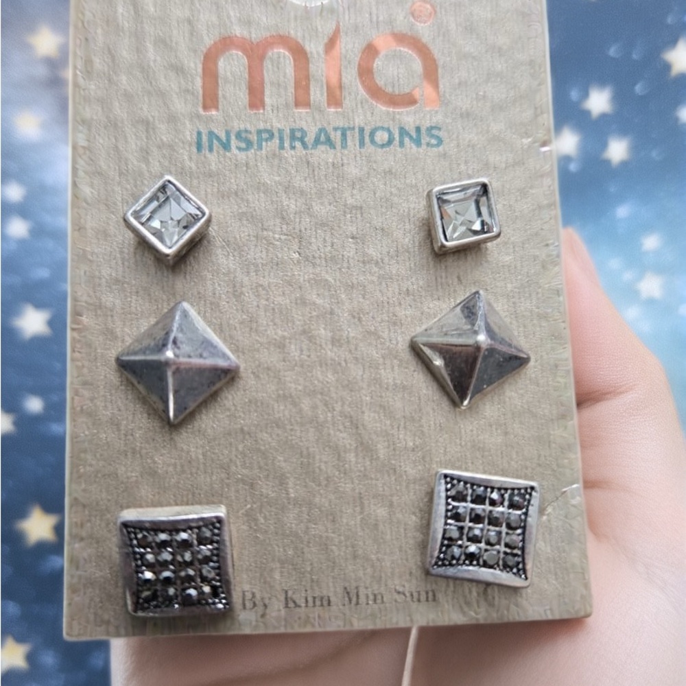 Silver Stud Earrings Set